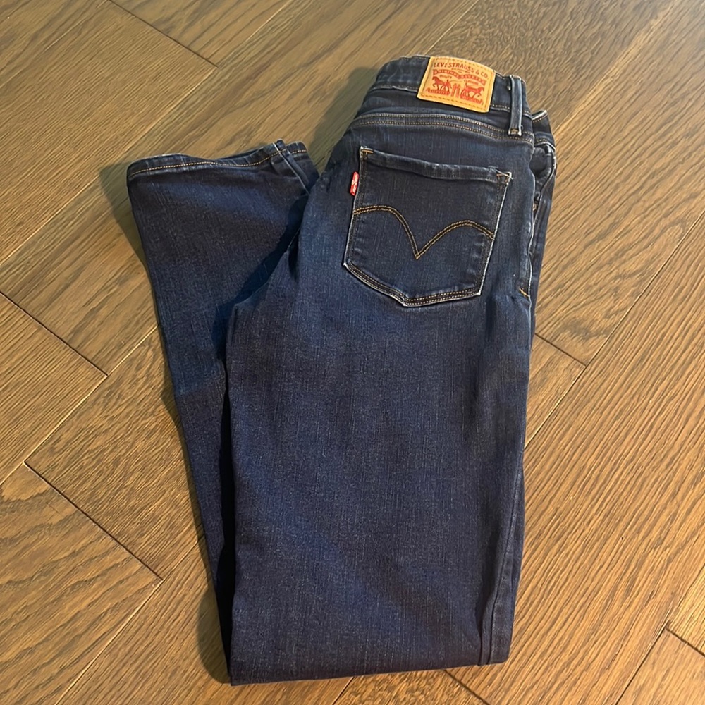 Levi jeans